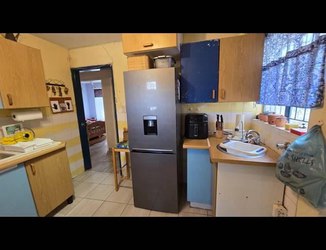 4 BEDROOM FREEHOLD FOR SALE IN ELANDSPARK